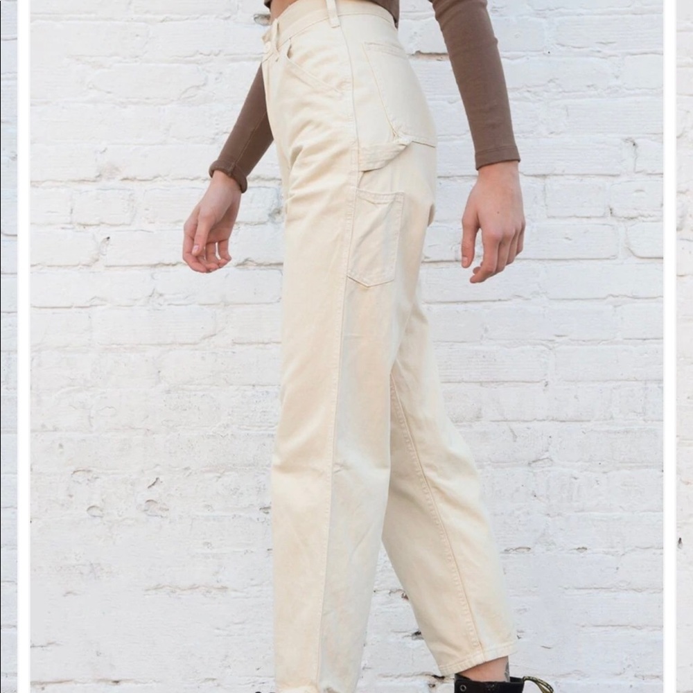 NWOT Brandy Melville Tammy Cargo Pants
